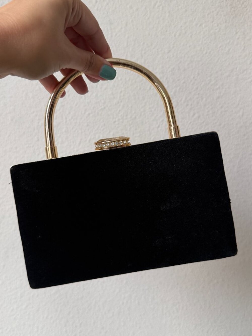 House of Harlow 1960 Black Velvet Clutch Crossbody Bag - Picture 2 of 8